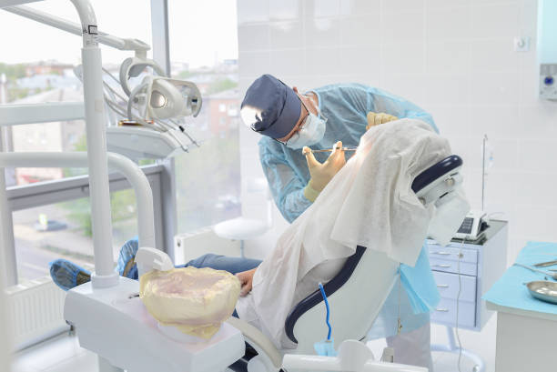 Best Broken Tooth Emergency  in East Moline, IL